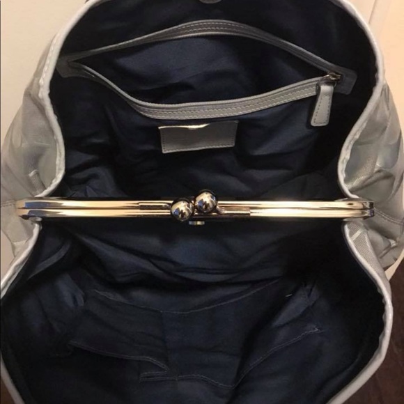 Coach Handbag - Picture 2 of 3